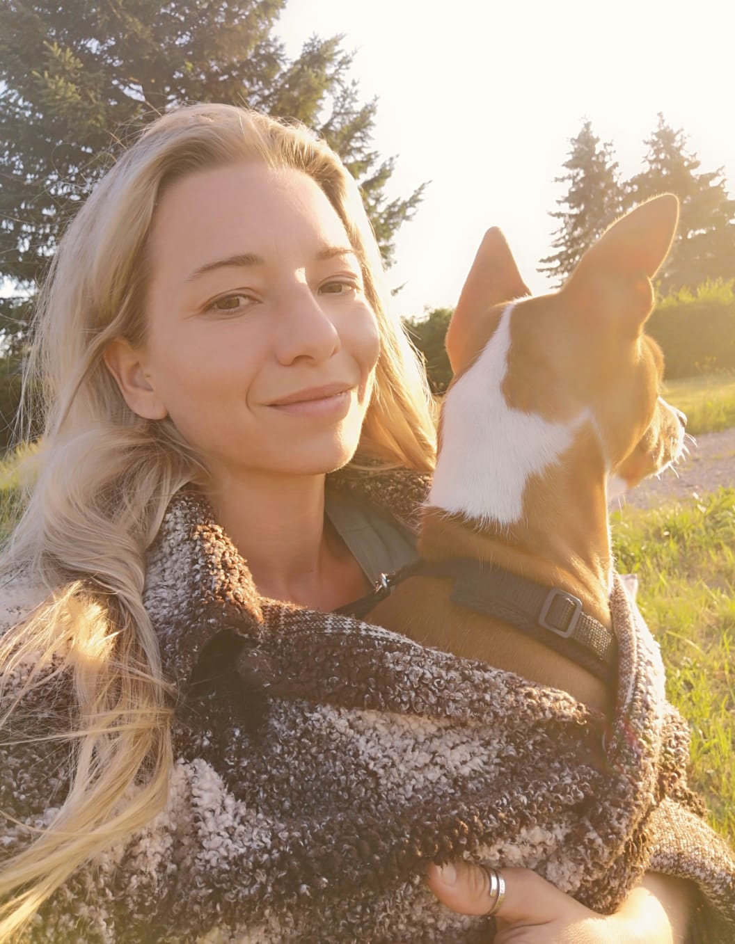 Anne Huhn mit ihrem Hund Tulani